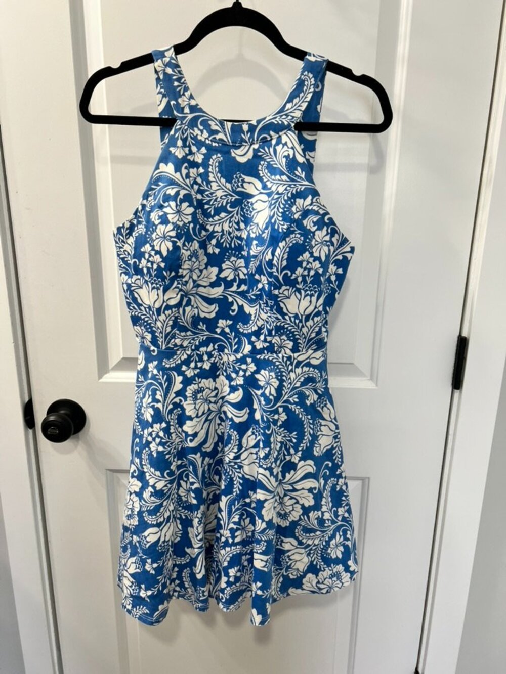 Emerald Sundae Blue White Floral Fit & Flare Dress Size 7 Sleeveless Dress